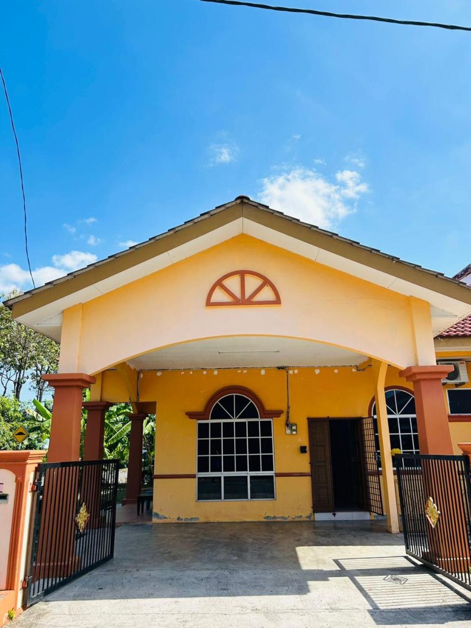 Homestay Ira Jaya - 4 Unit Rumah photo 2