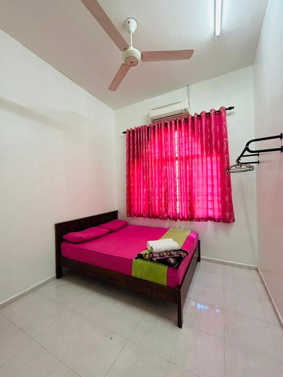 Homestay Ira Jaya - 4 Unit Rumah photo 5