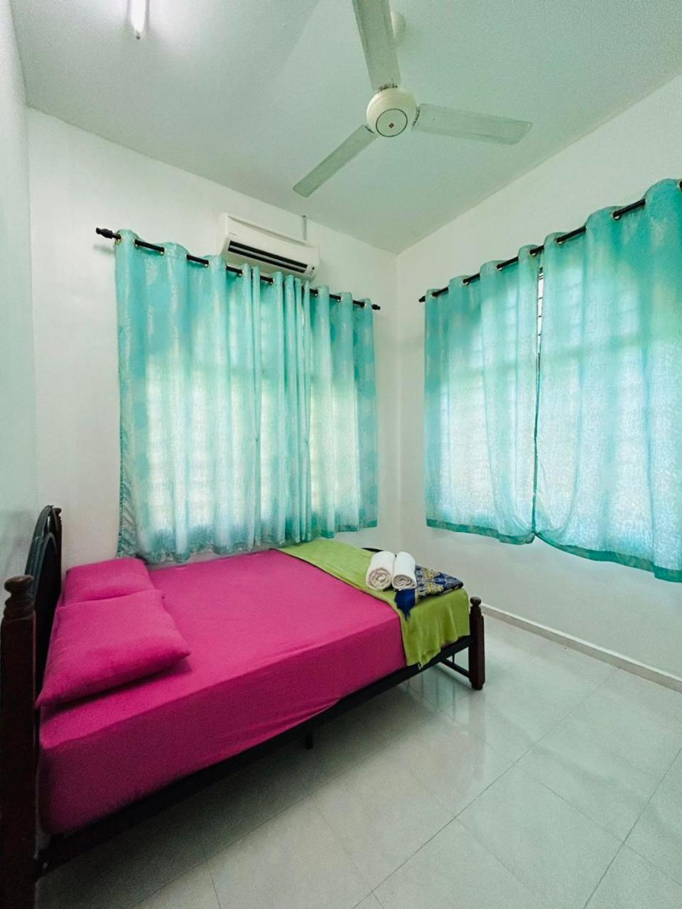 Homestay Ira Jaya - 4 Unit Rumah photo 6