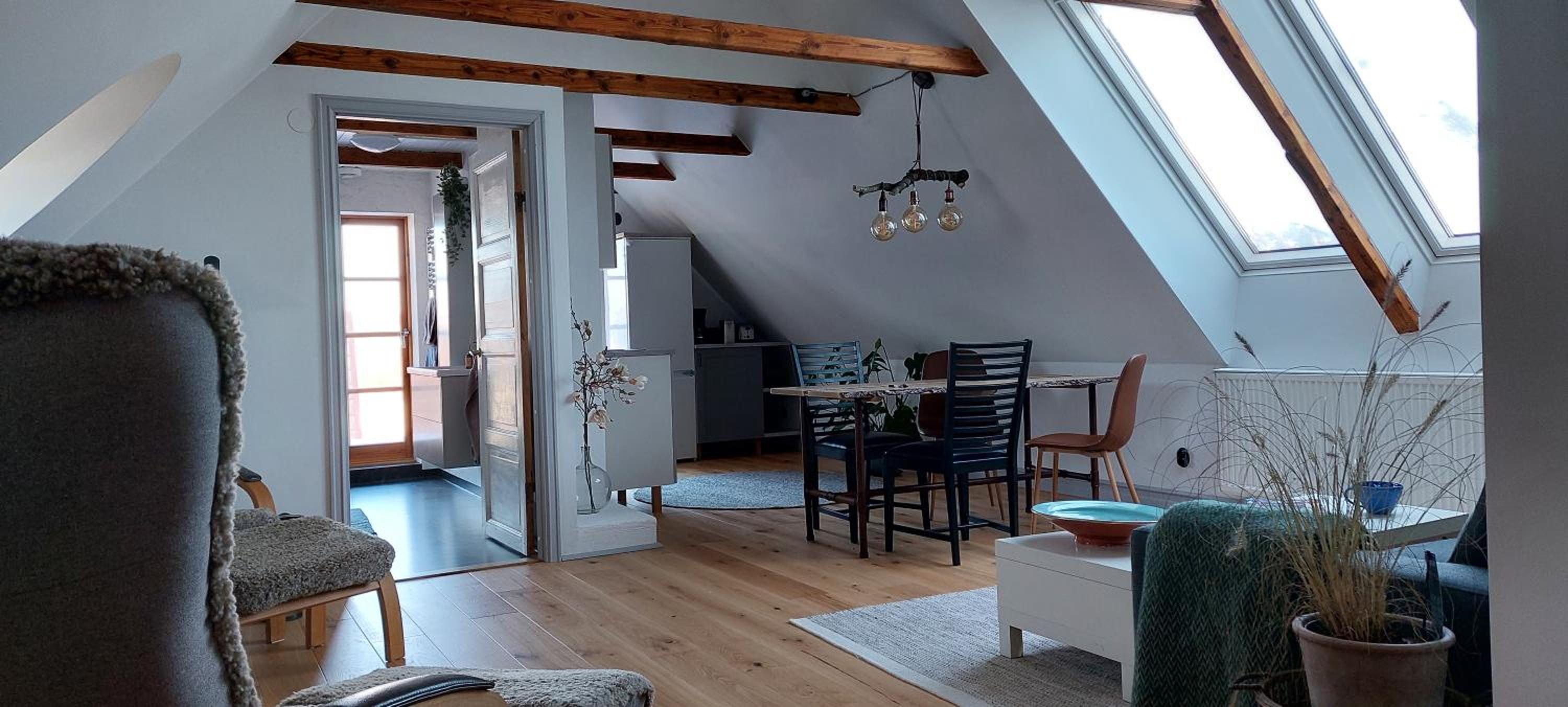 Lantligt och lugnt boende nära natur och stad