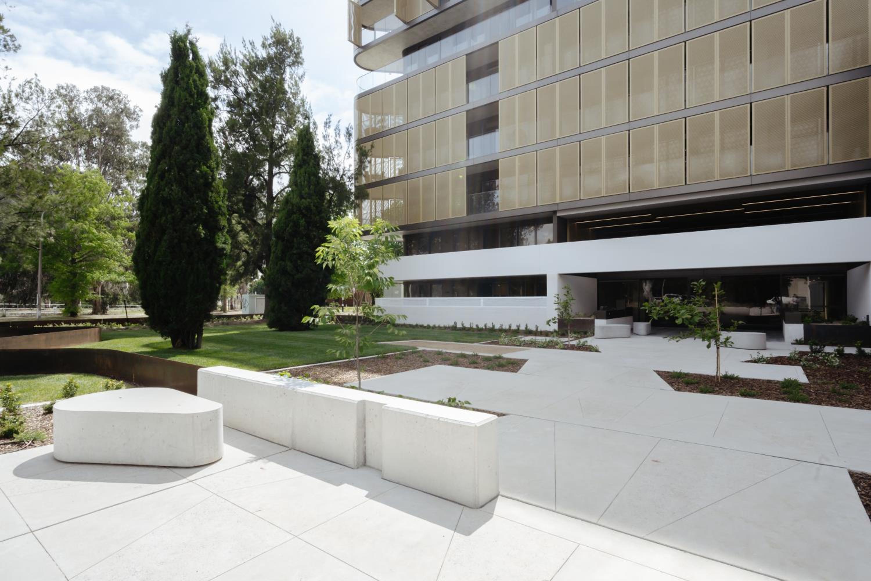 Kashmir, Modern and luxury 2BR 2BA, Fast WiFi & Netflix, Free Parking, Central Location, near CBD