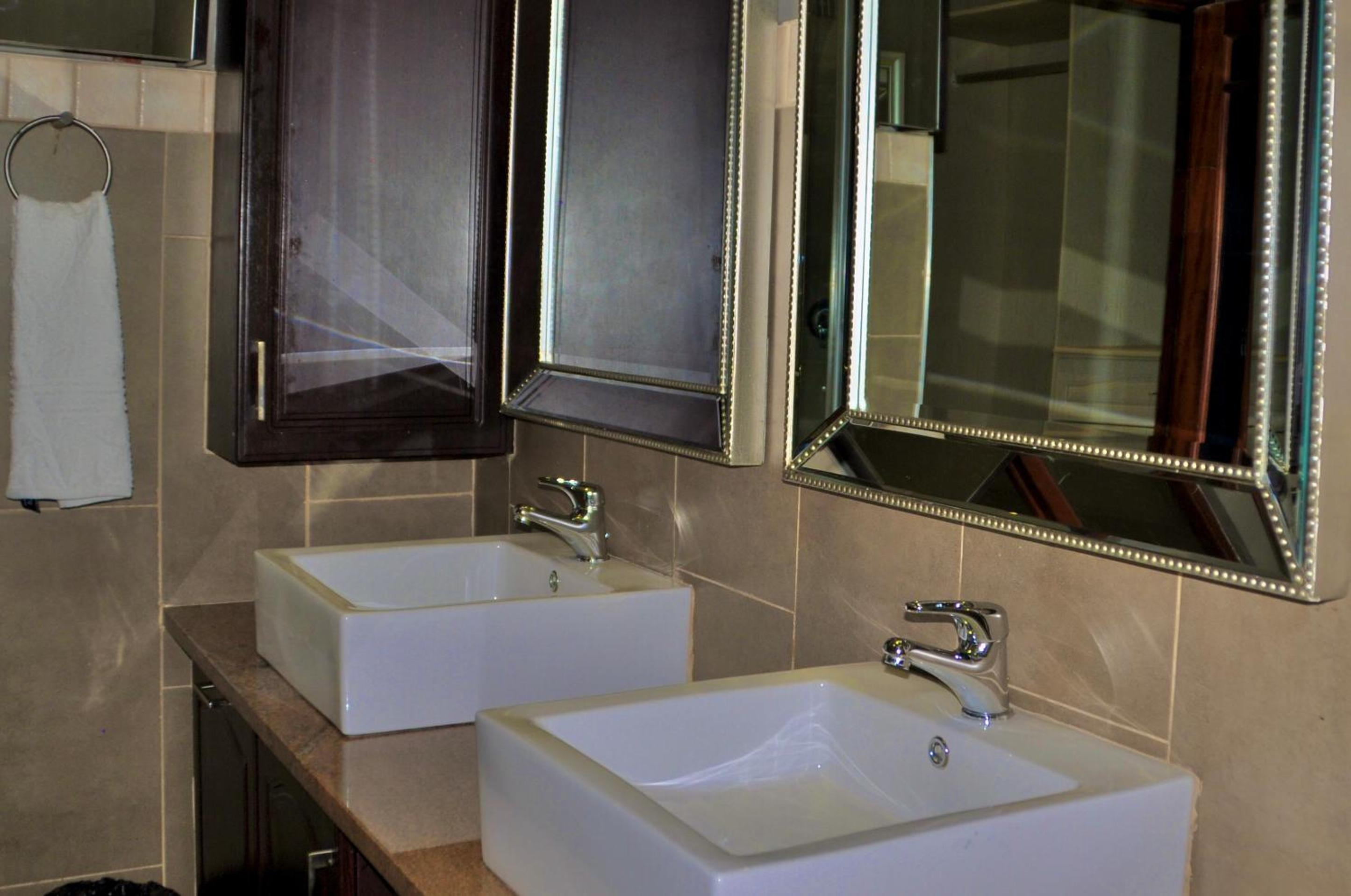 Ambonnay Terrace Guest House