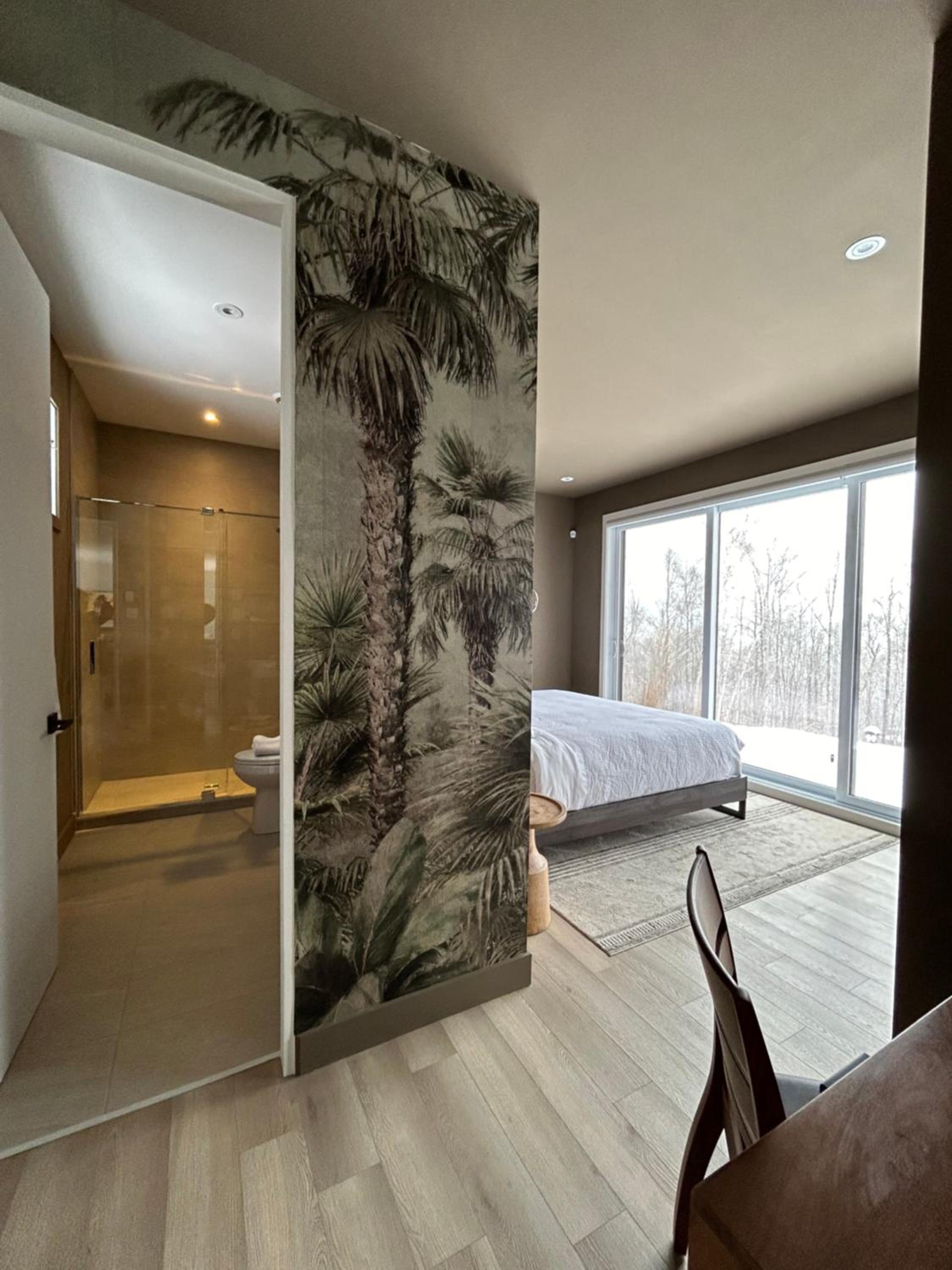 Luxury Mountain Retreat with Spa Near Mont Tremblant