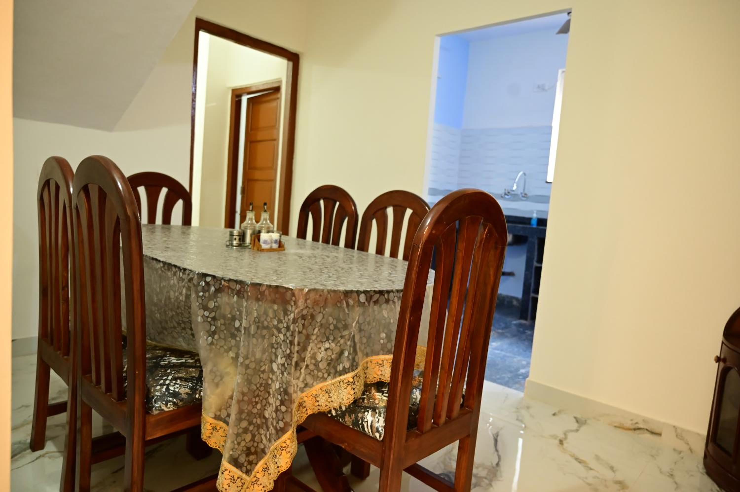 CASA FERIAS