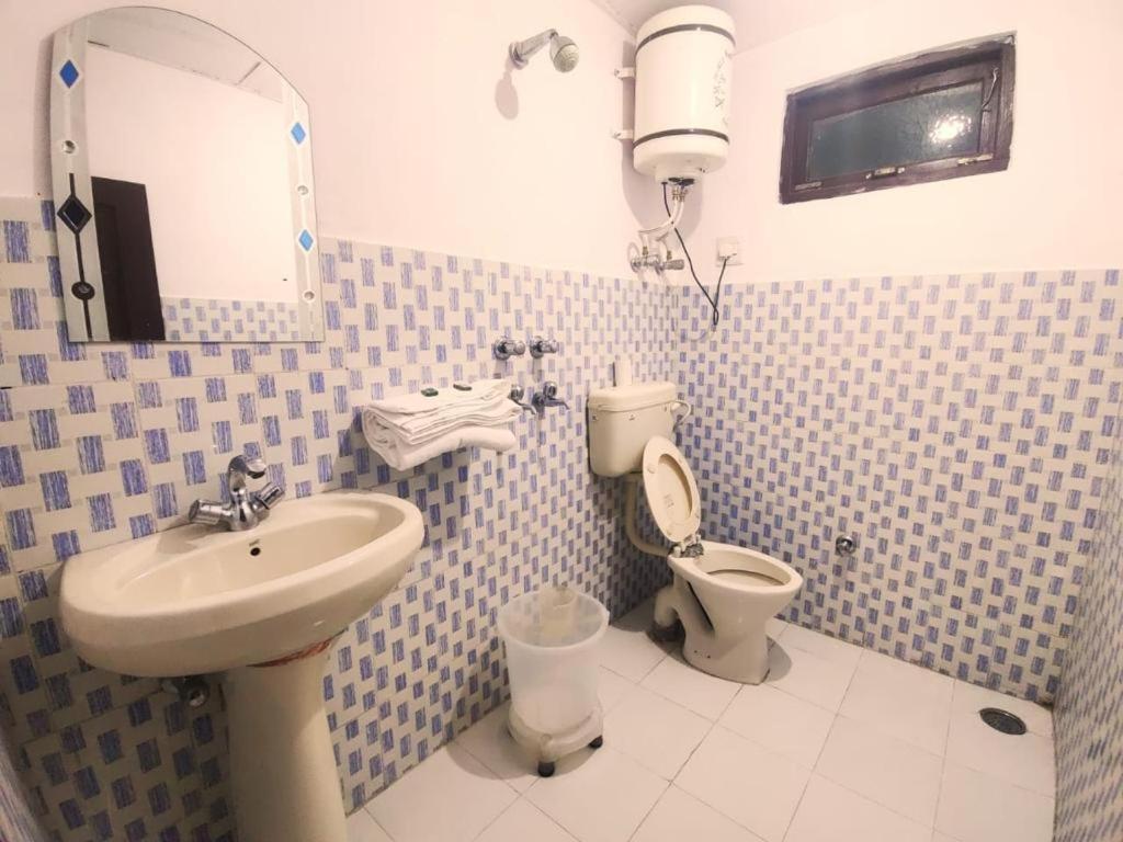 The Lake Cottage By VRB Hotels Dharamshala