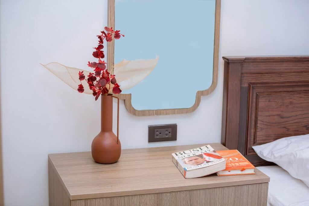 ZeitHome305/Old Quarter/Luxury 2 BR/2 Big Balcony