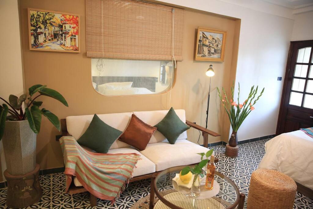 ZeitHome305/Old Quarter/Luxury 2 BR/2 Big Balcony