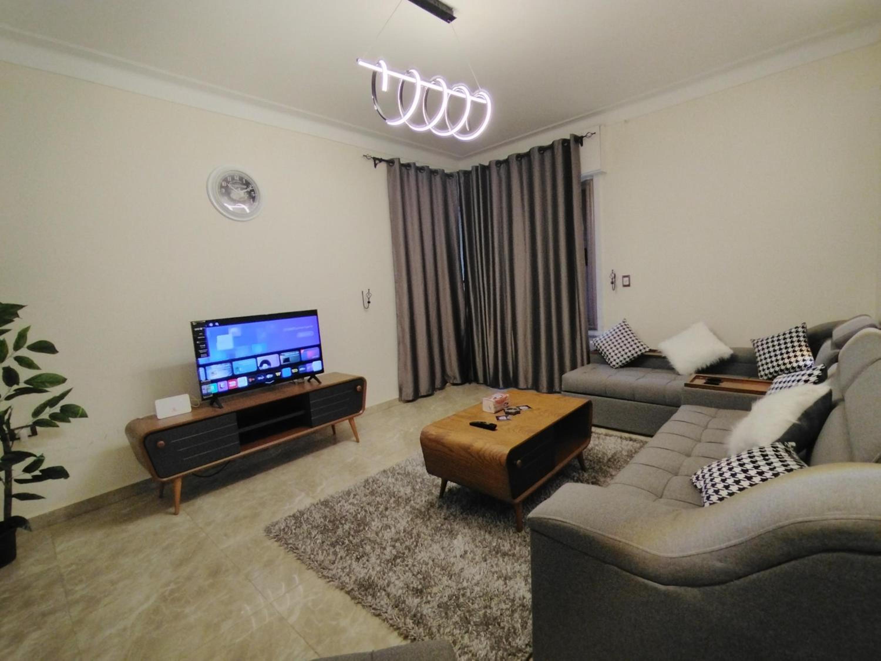 City Center Chic: Modern 2BR with Ultimate Comfort