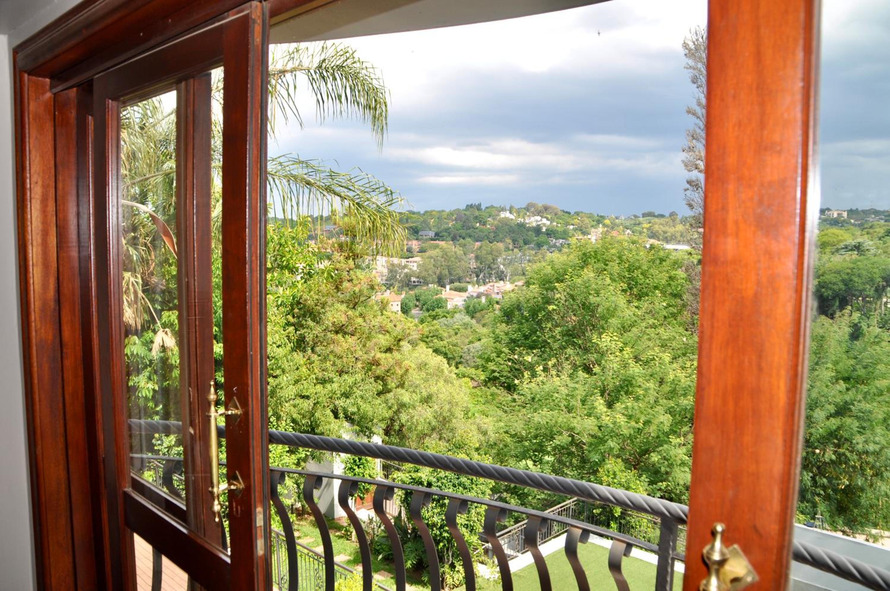 Ambonnay Terrace Guest House