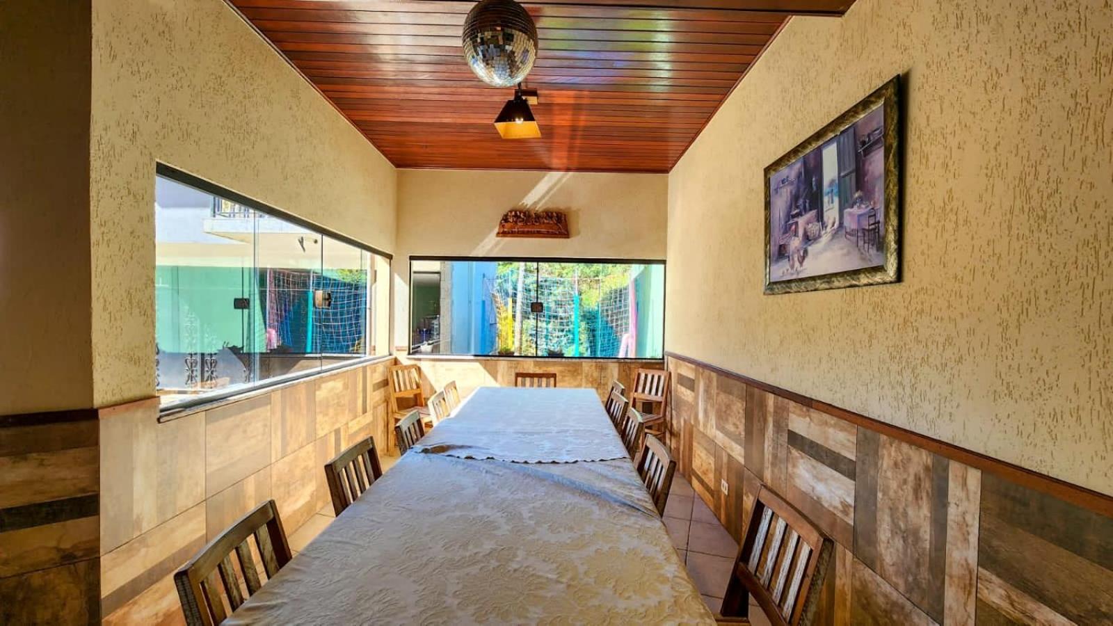 Excelente Casa, bairro nobre em Campos do Jordão