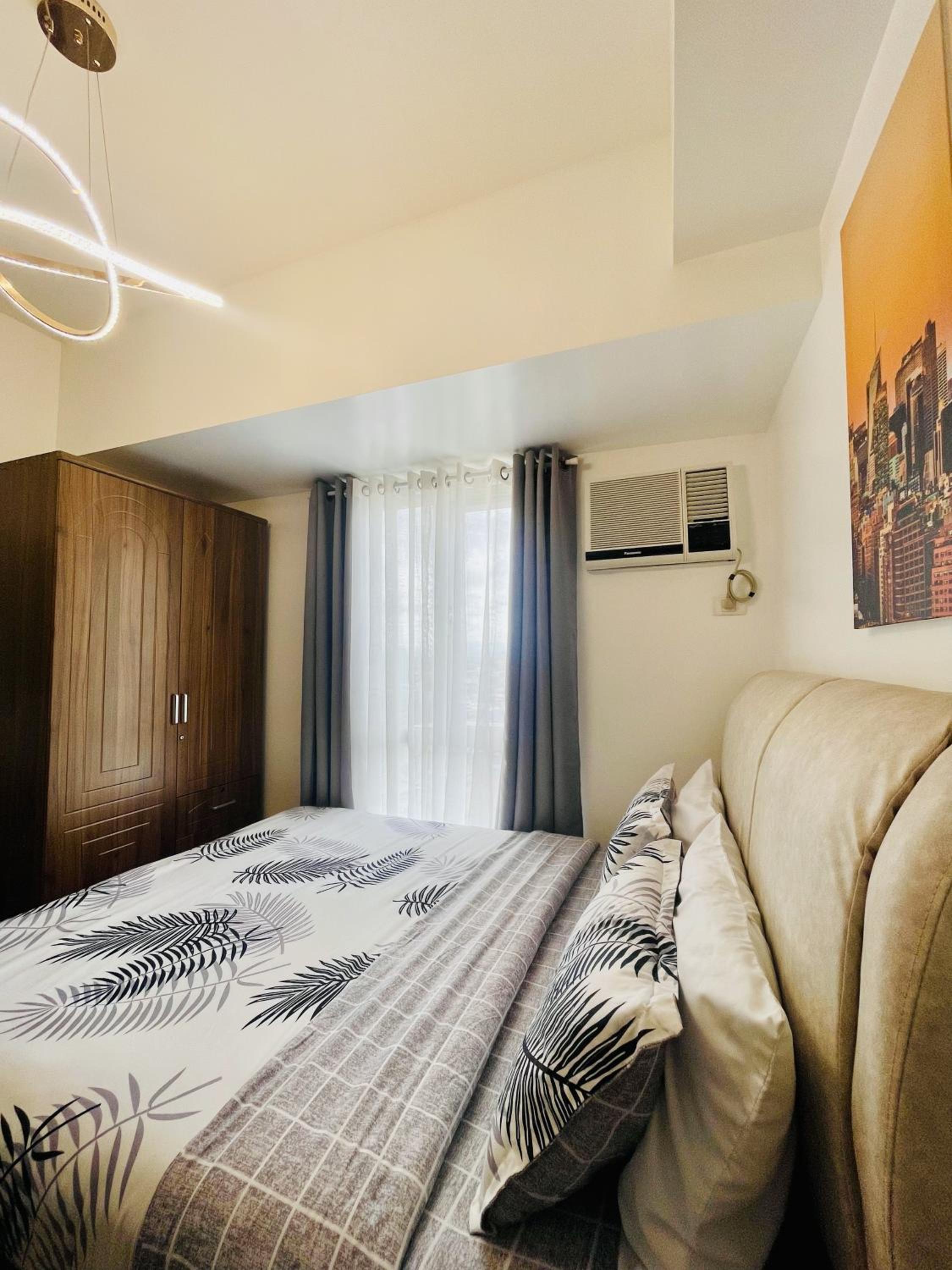 City View Studio Unit at Centrio Tower beside Ayala Mall view 5