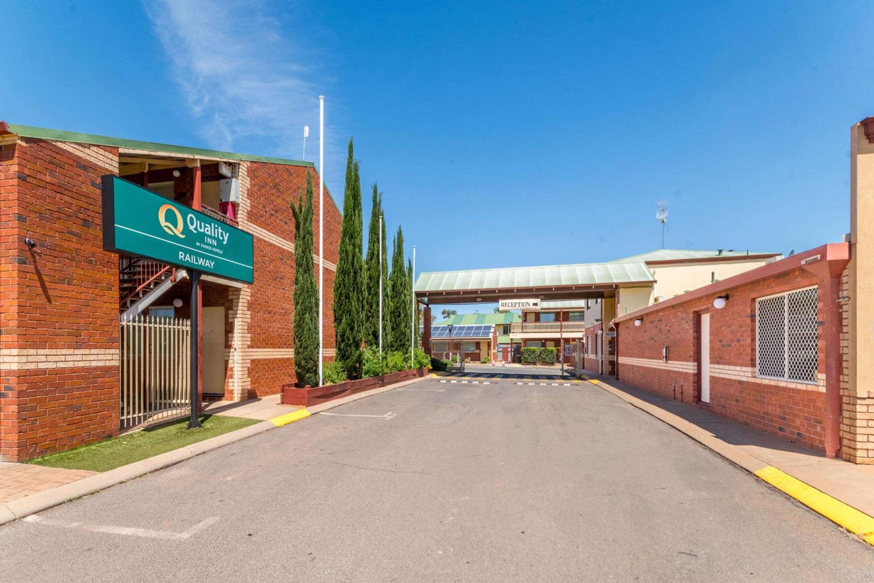 Quality Inn Railway Motel view 2