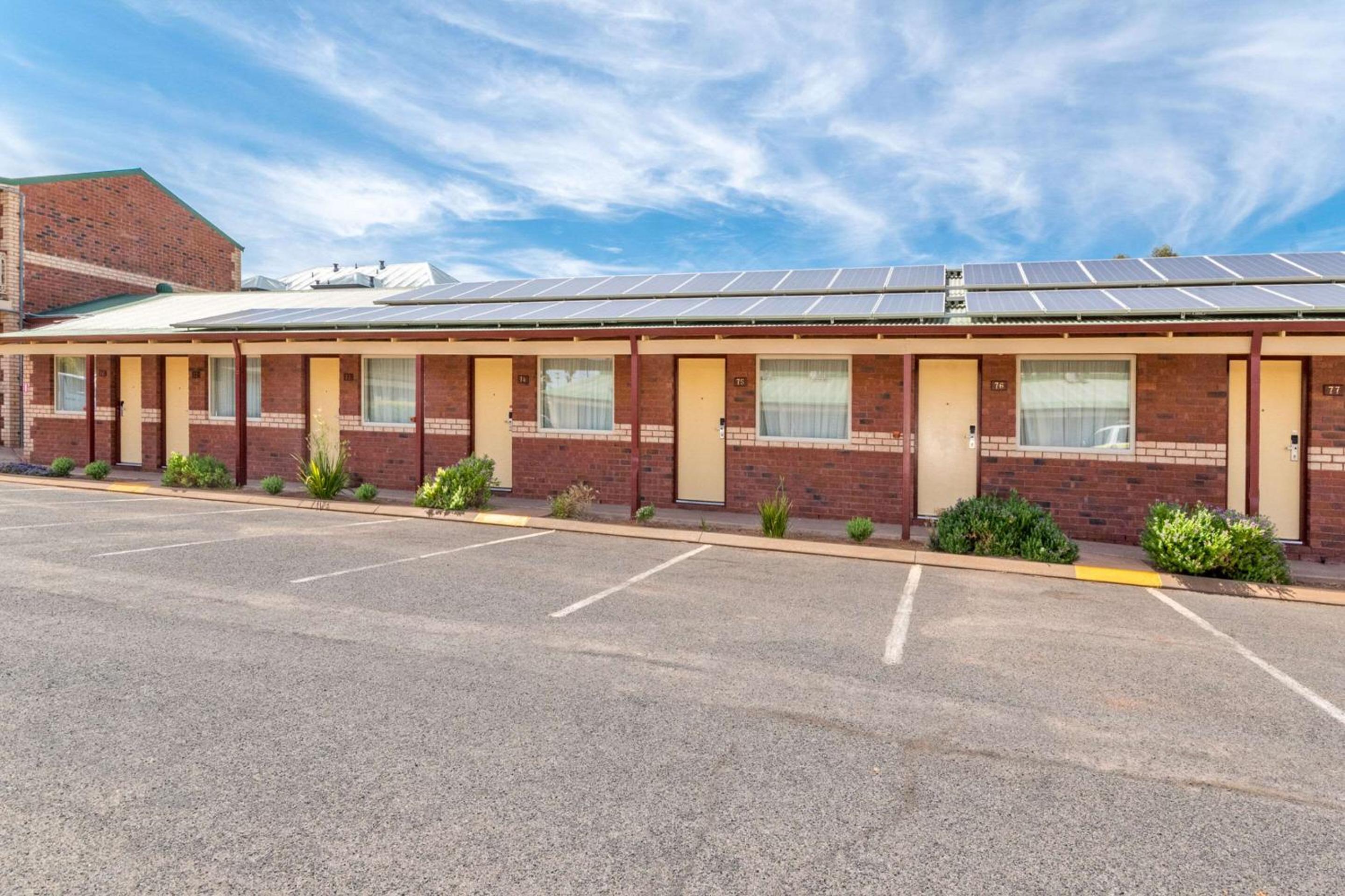 Quality Inn Railway Motel view 4
