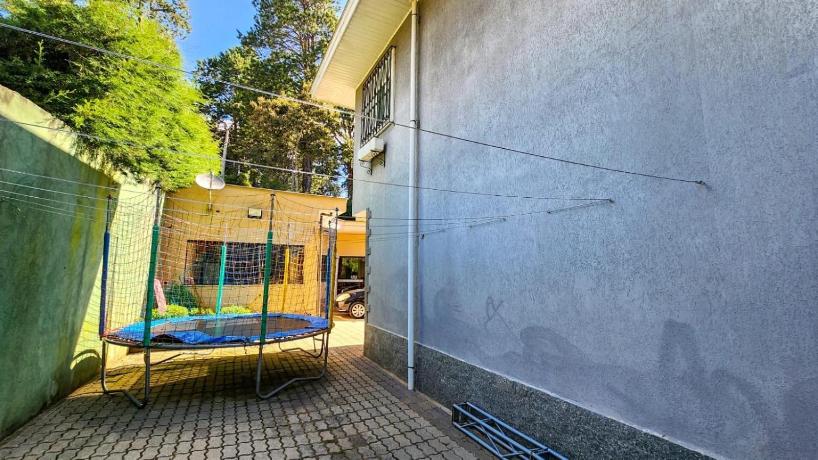 Excelente Casa, bairro nobre em Campos do Jordão