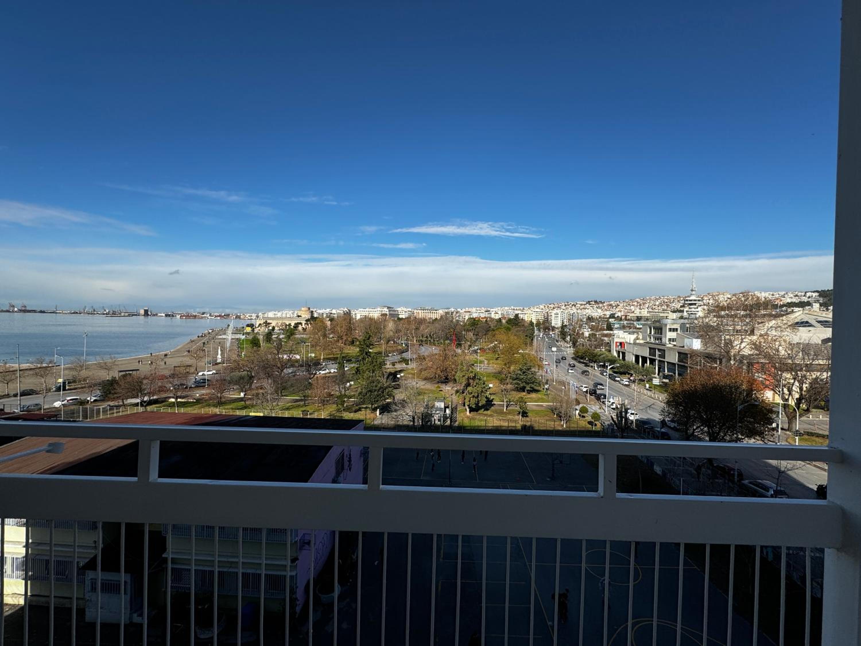 Promenade city apartment photo 4