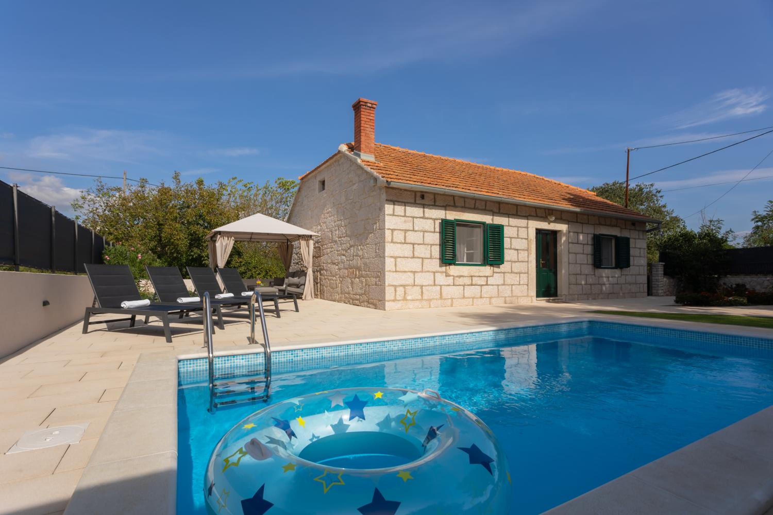 Experience VILLAGE LIFE - Jokini Dvori with private pool view 3