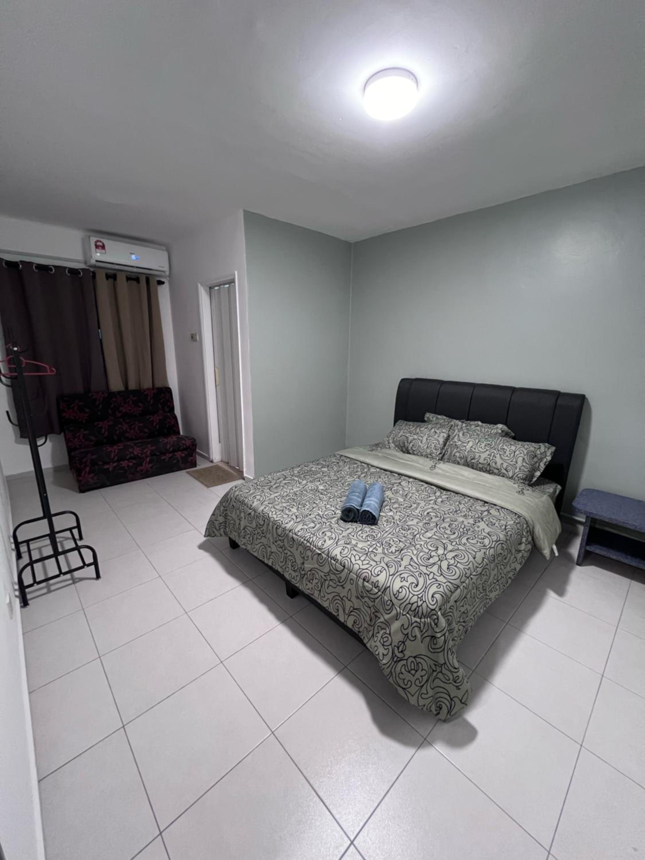 Impiana Comfort Apartment photo 7