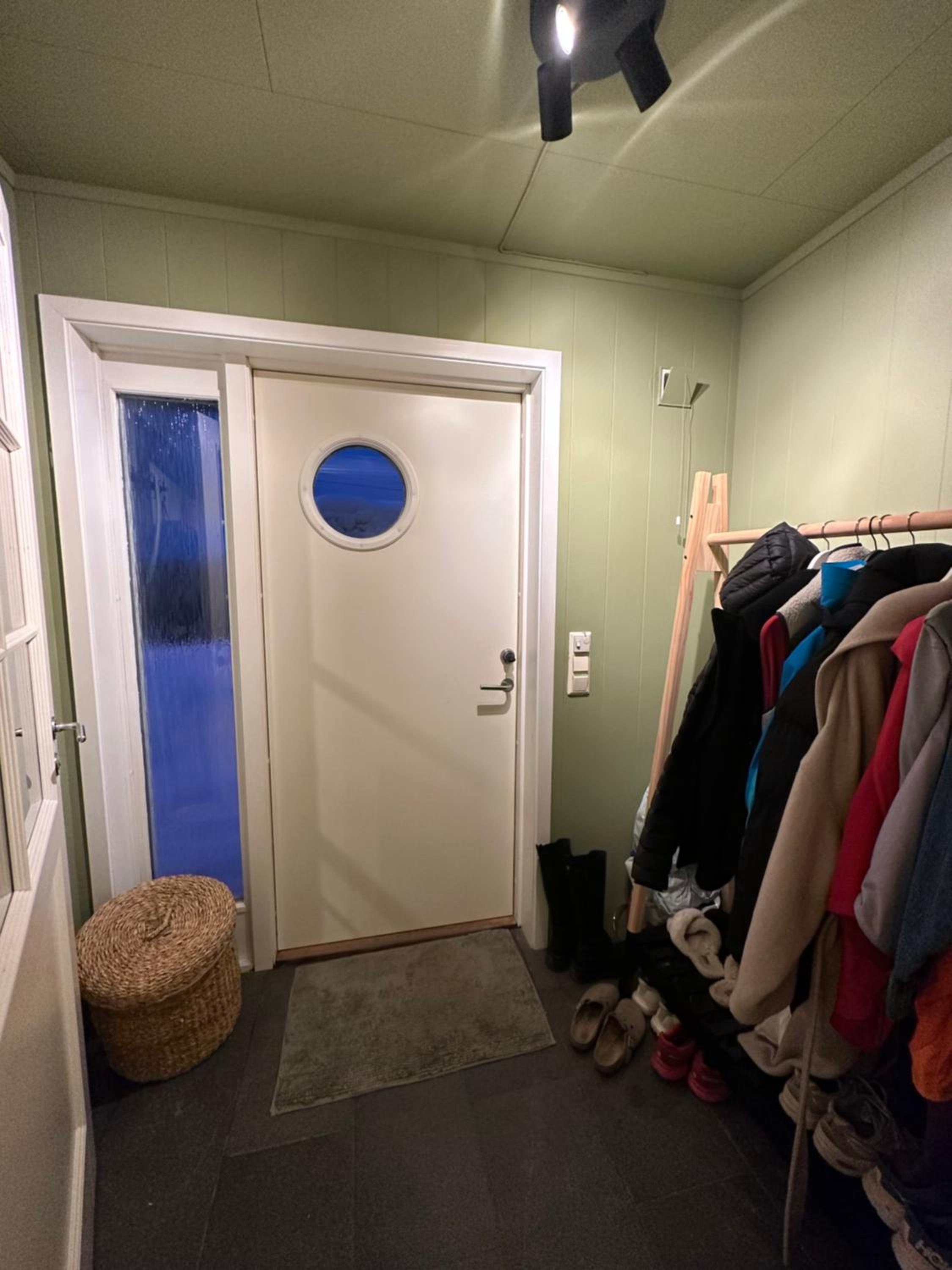 Koselig leilighet med havutsikt