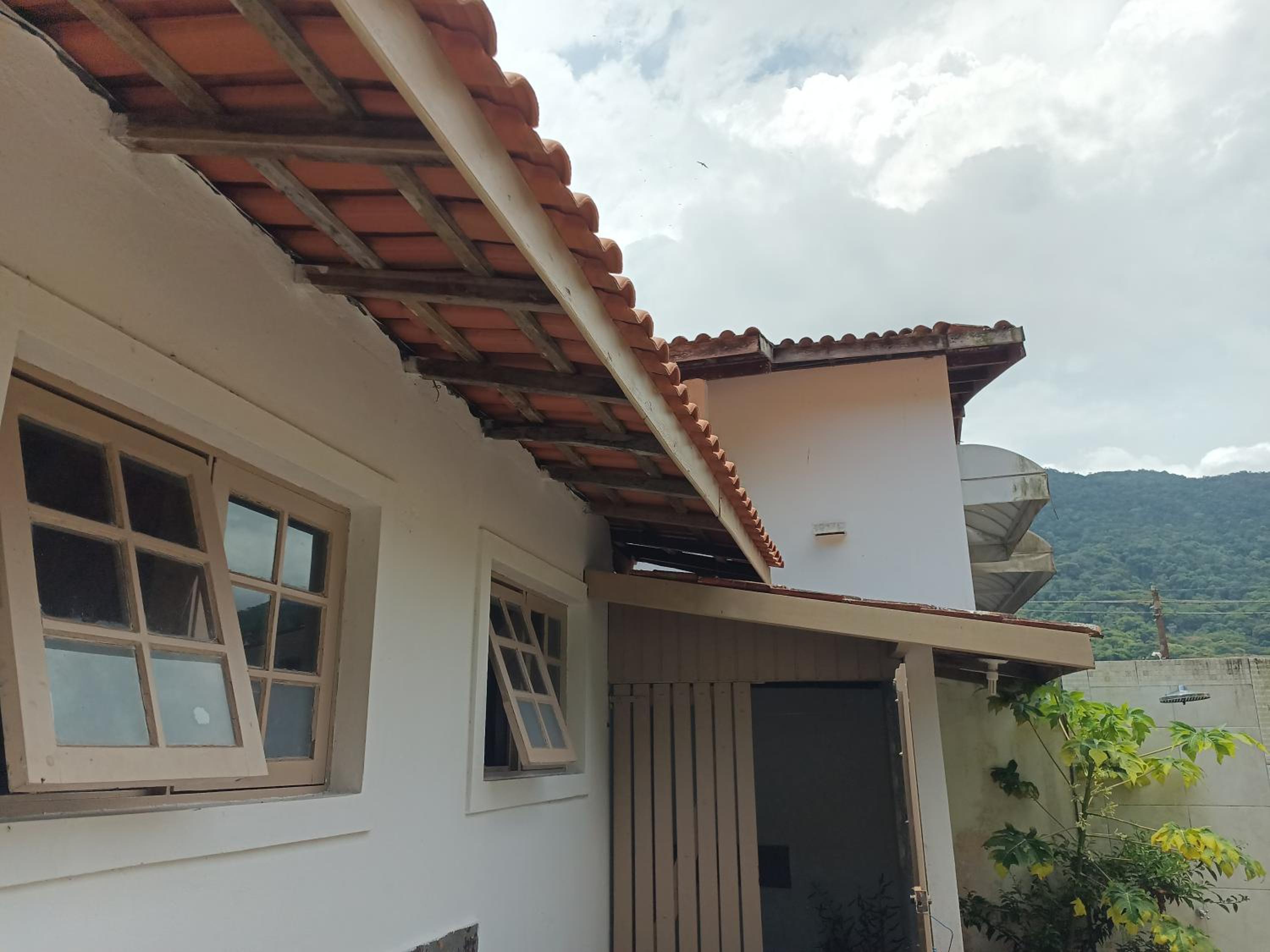 Praia Saco da Ribeira, Ubatuba - ao lado das marinas e trilhas praia Flamengo e Sete Fontes