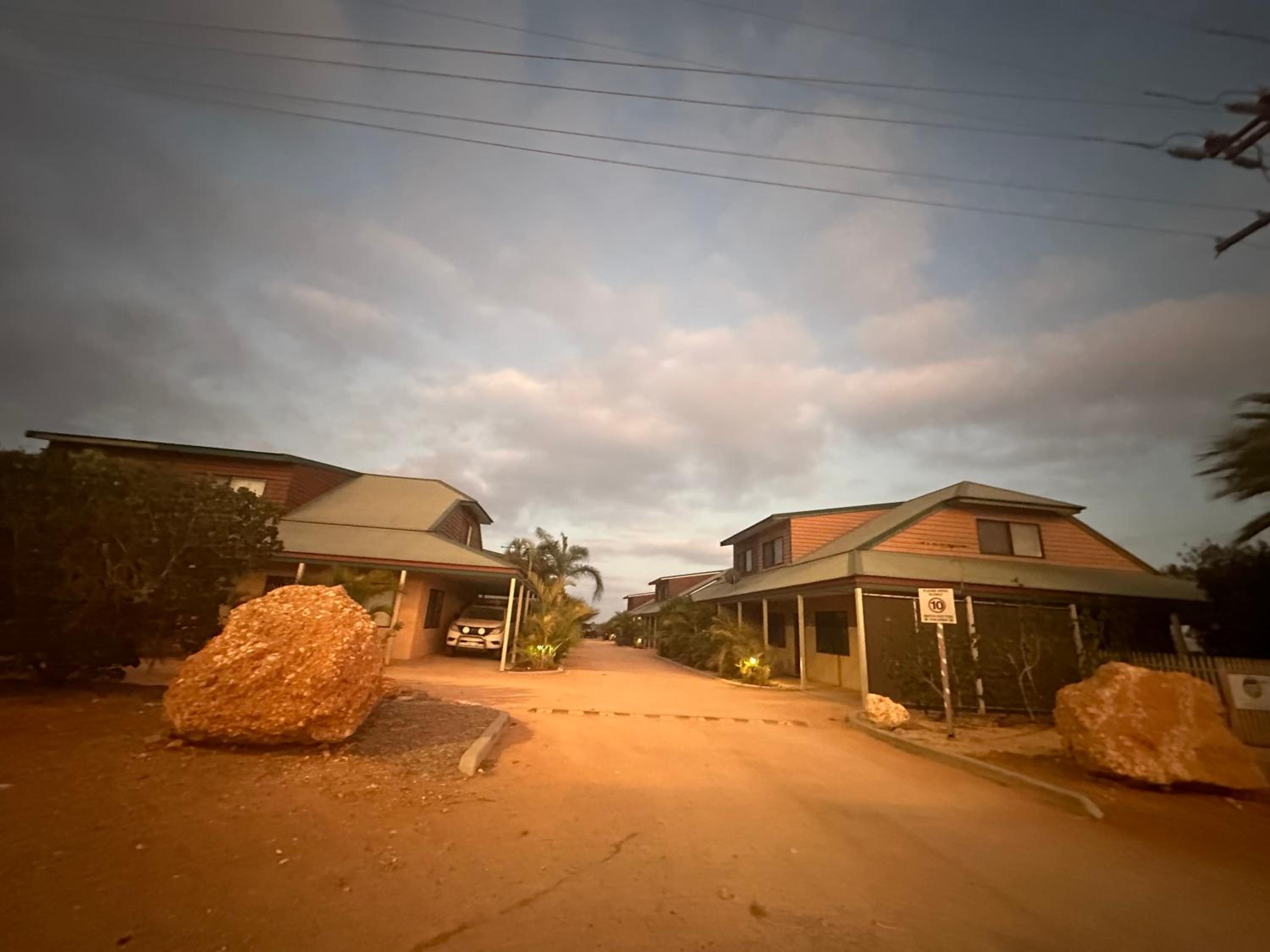 the Ningaloo breeze villa 2/10