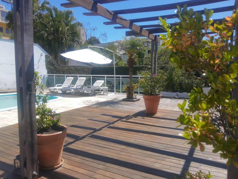 Linda casa, ampla, com piscina, muito confortável.