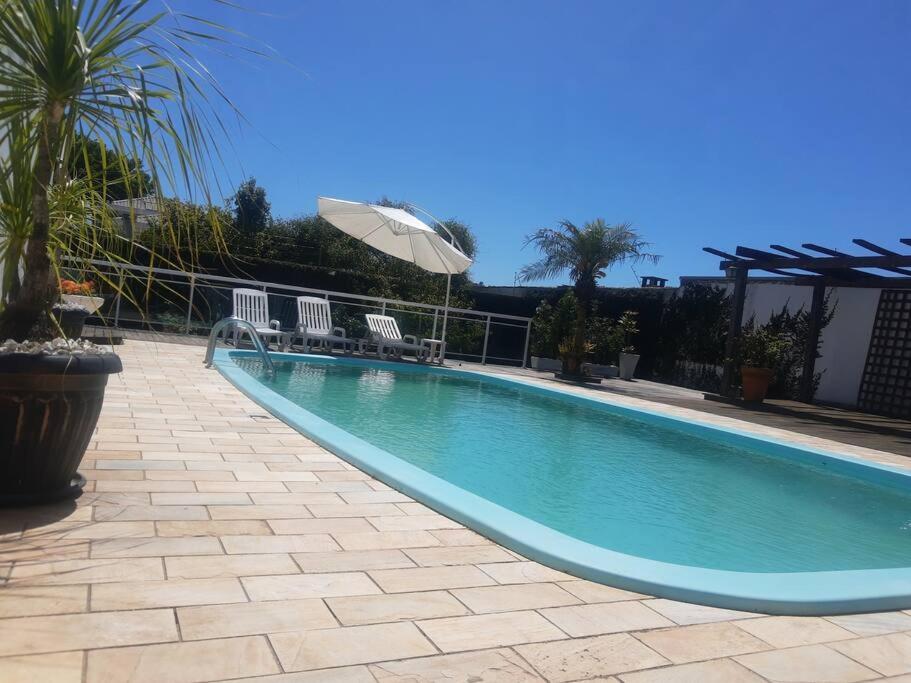 Linda casa, ampla, com piscina, muito confortável.