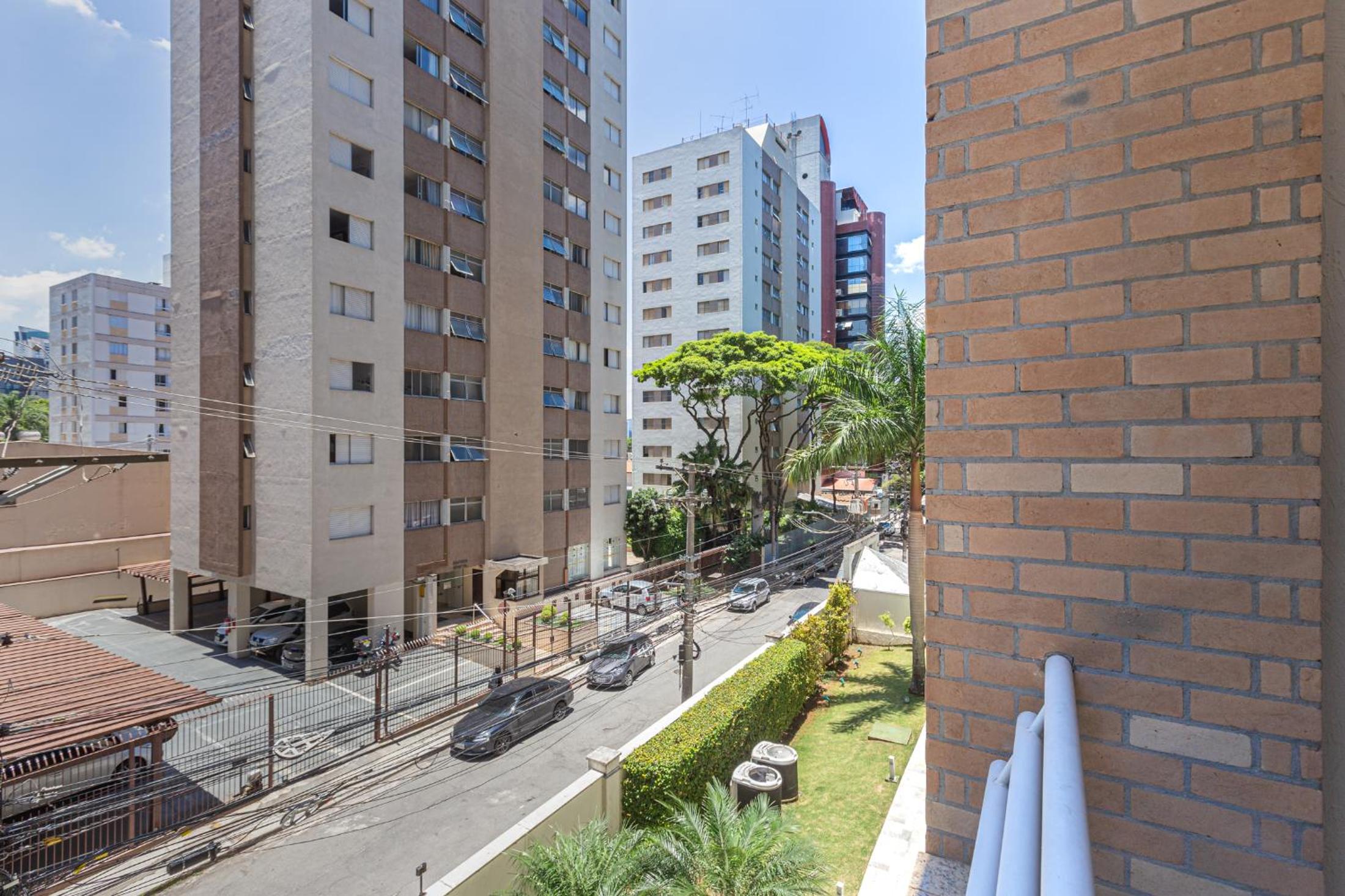 Easy Star - NYC - Duplex perto da Berrini