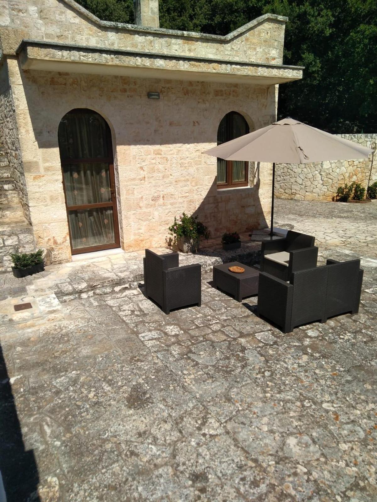 VILLA LISI