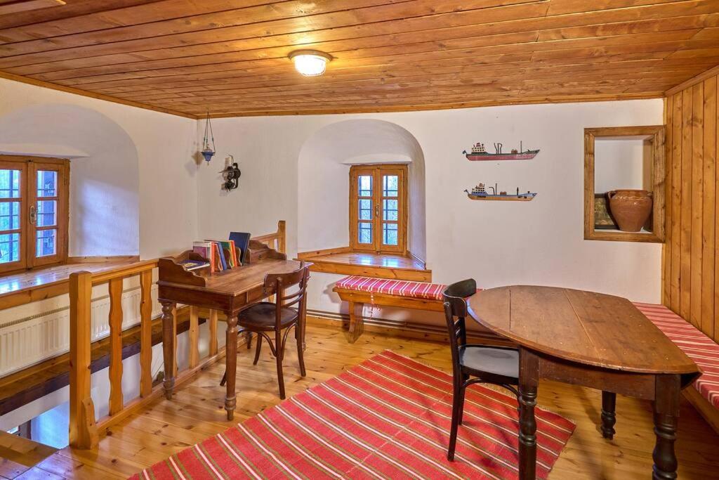 Agrotospito, a cottage to bring you back to nature view 3