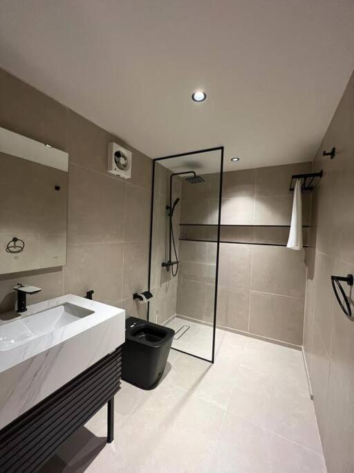 luxury Container Apartment Penthouse-Almalqa