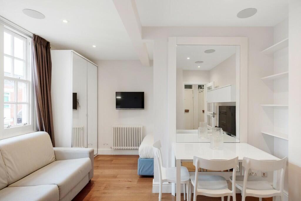 Beaufort Gem Chelsea Apartment