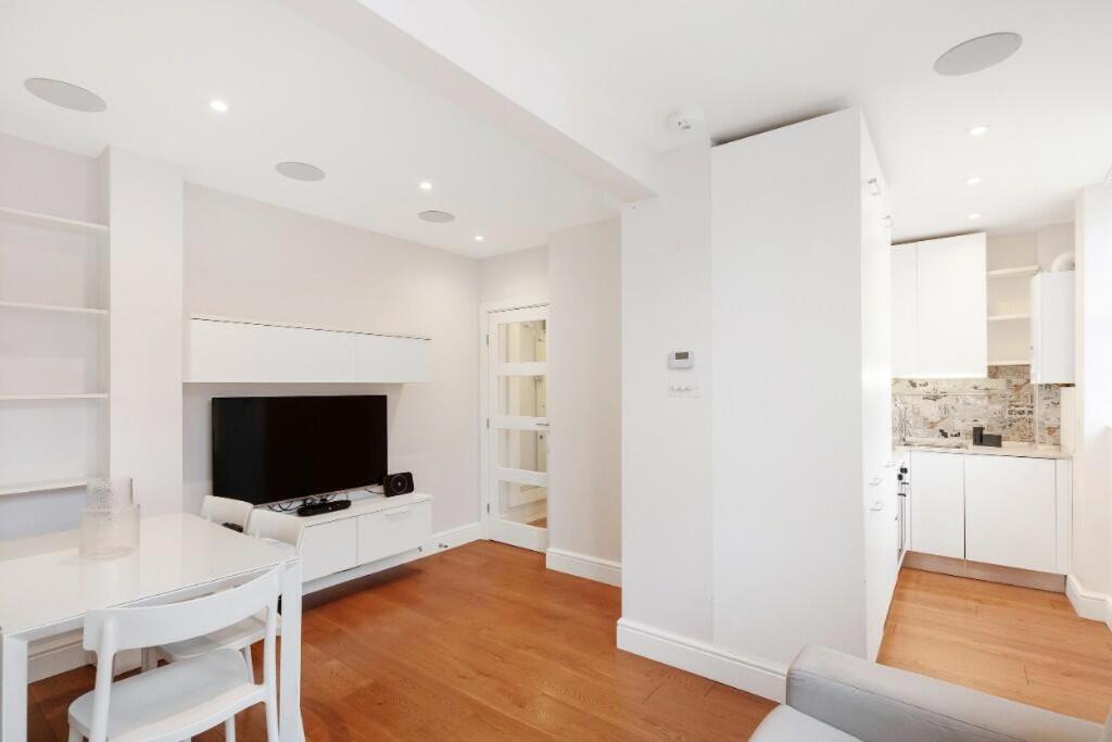 Beaufort Gem Chelsea Apartment