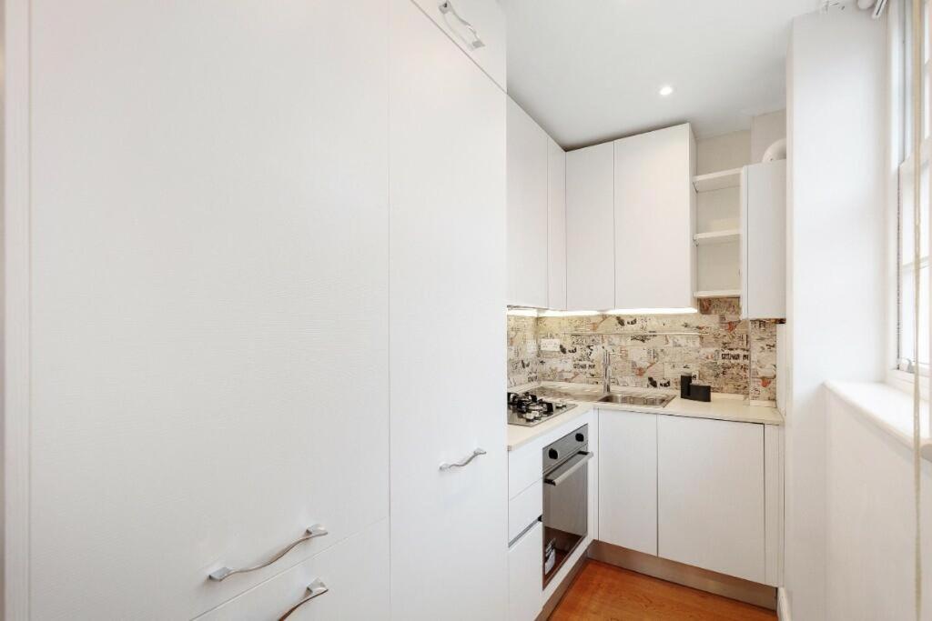 Beaufort Gem Chelsea Apartment