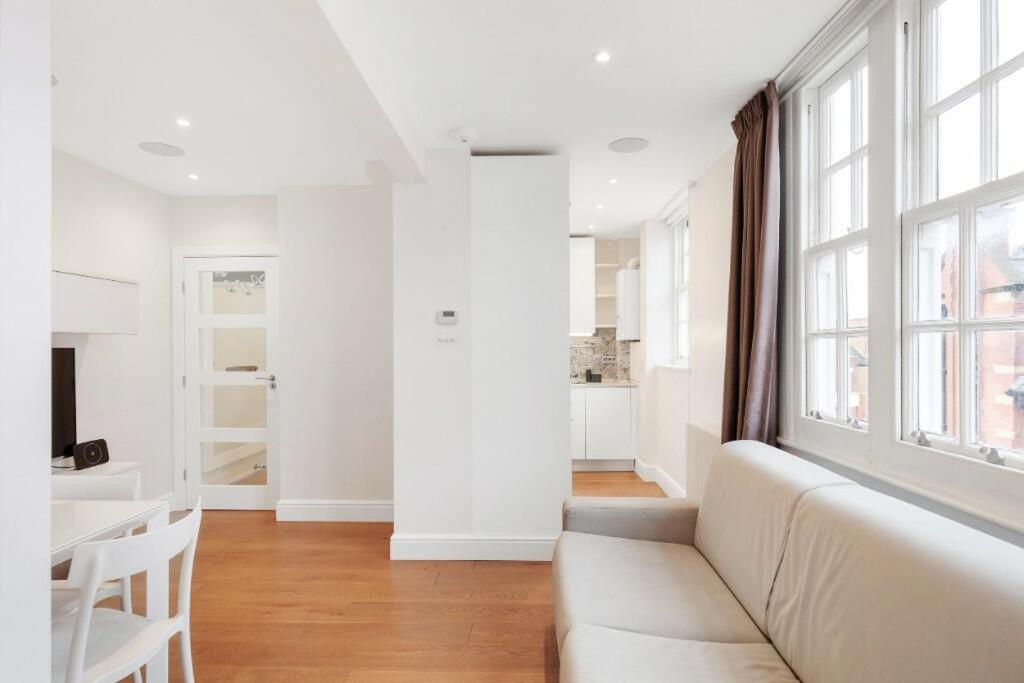 Beaufort Gem Chelsea Apartment