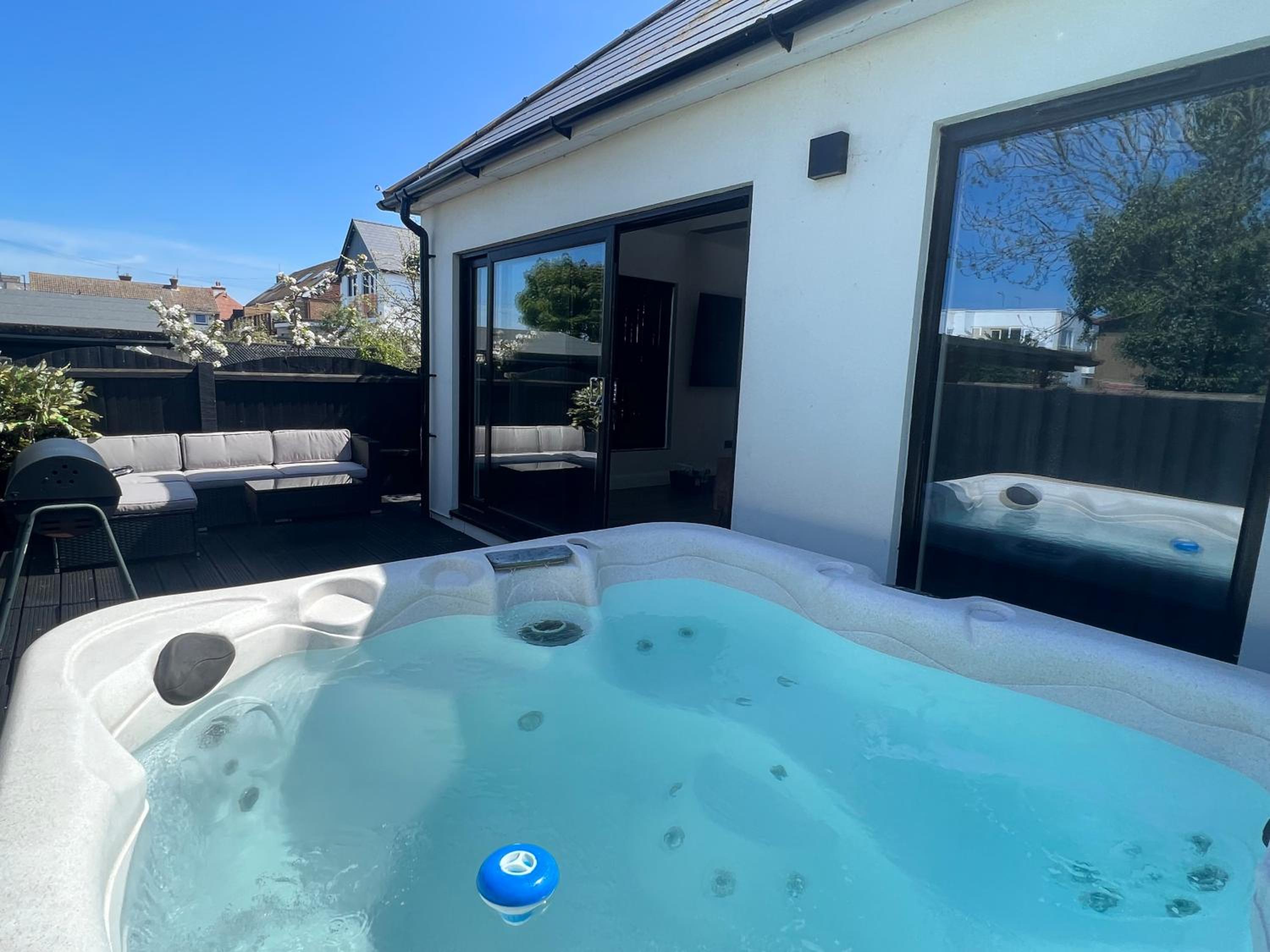 The Broadway Beach House with Hot tub view 2