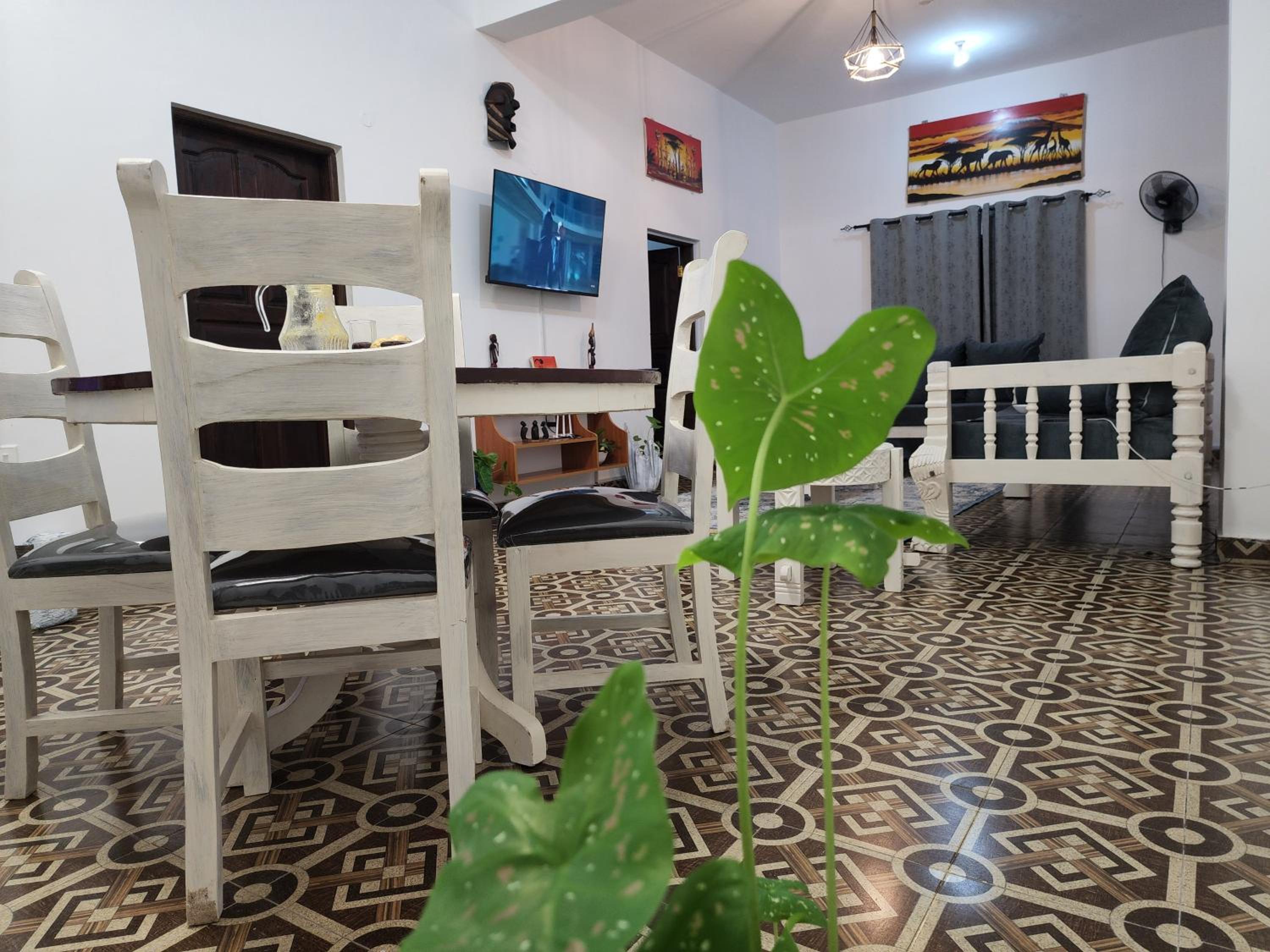 SeaRenity Homes 1 or 2 or 3 Bedroom Watamu