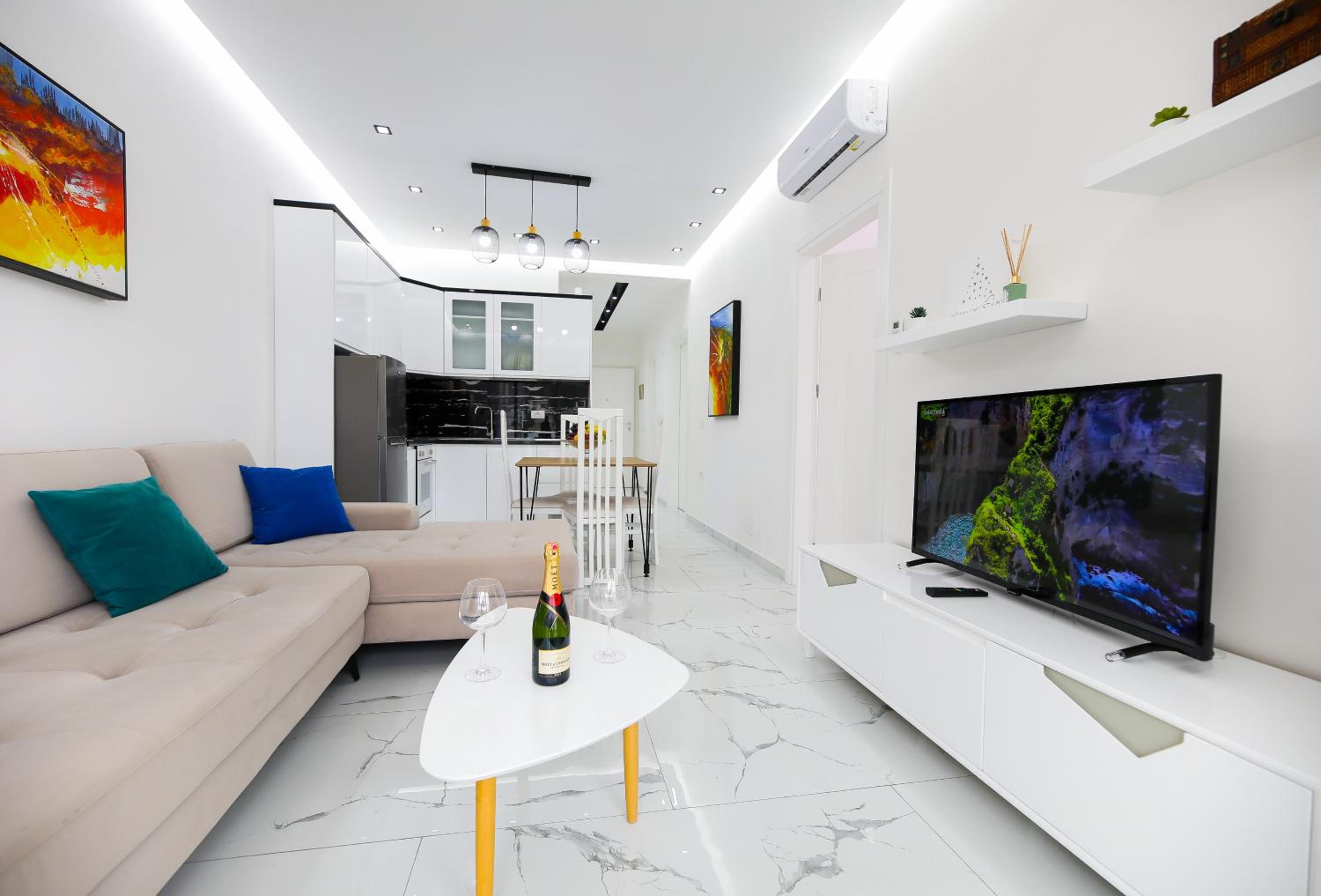 Jimi Apartments