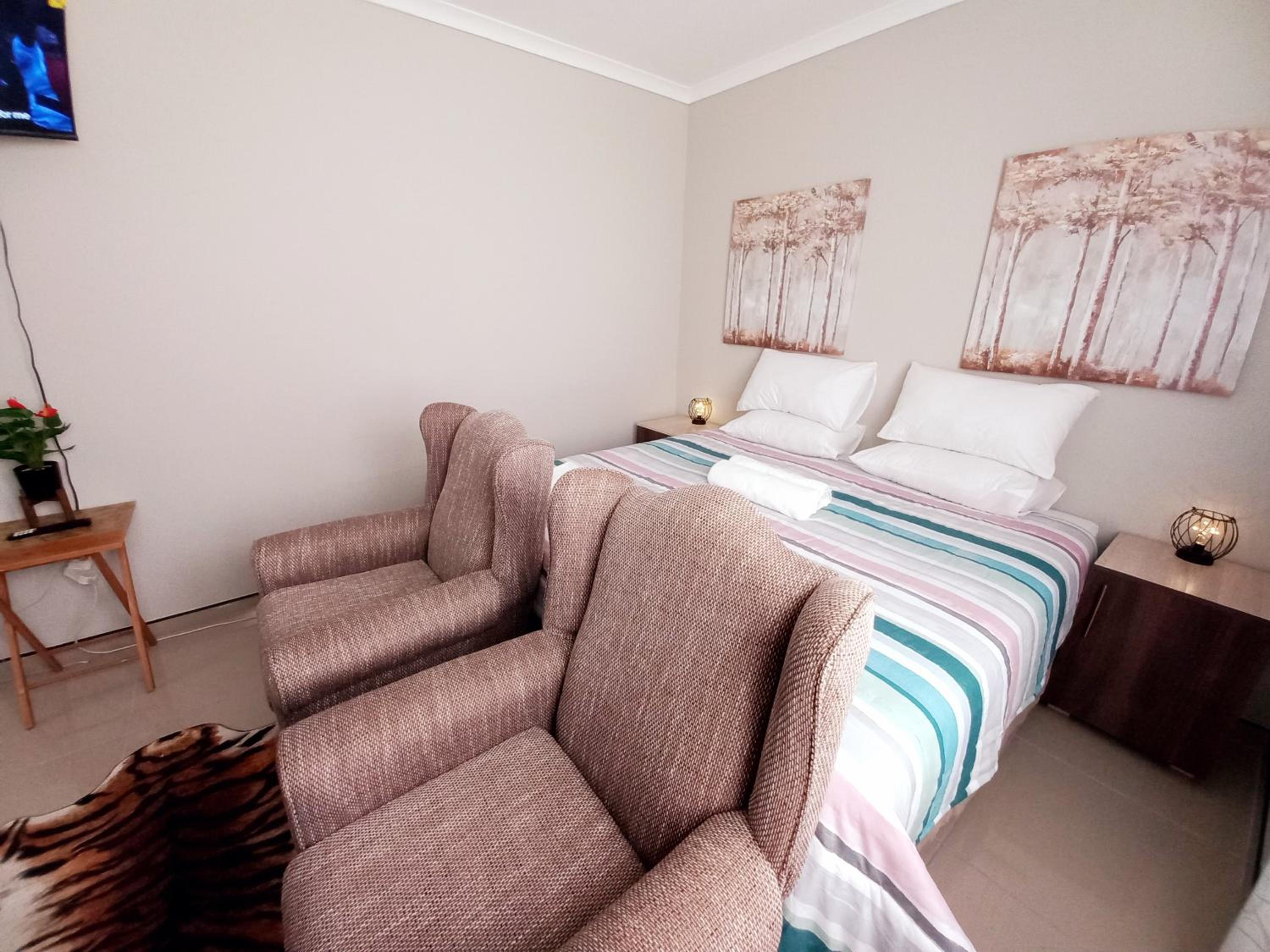 TALITHA'S SELF-CATERING ACCOMONDATION view 3