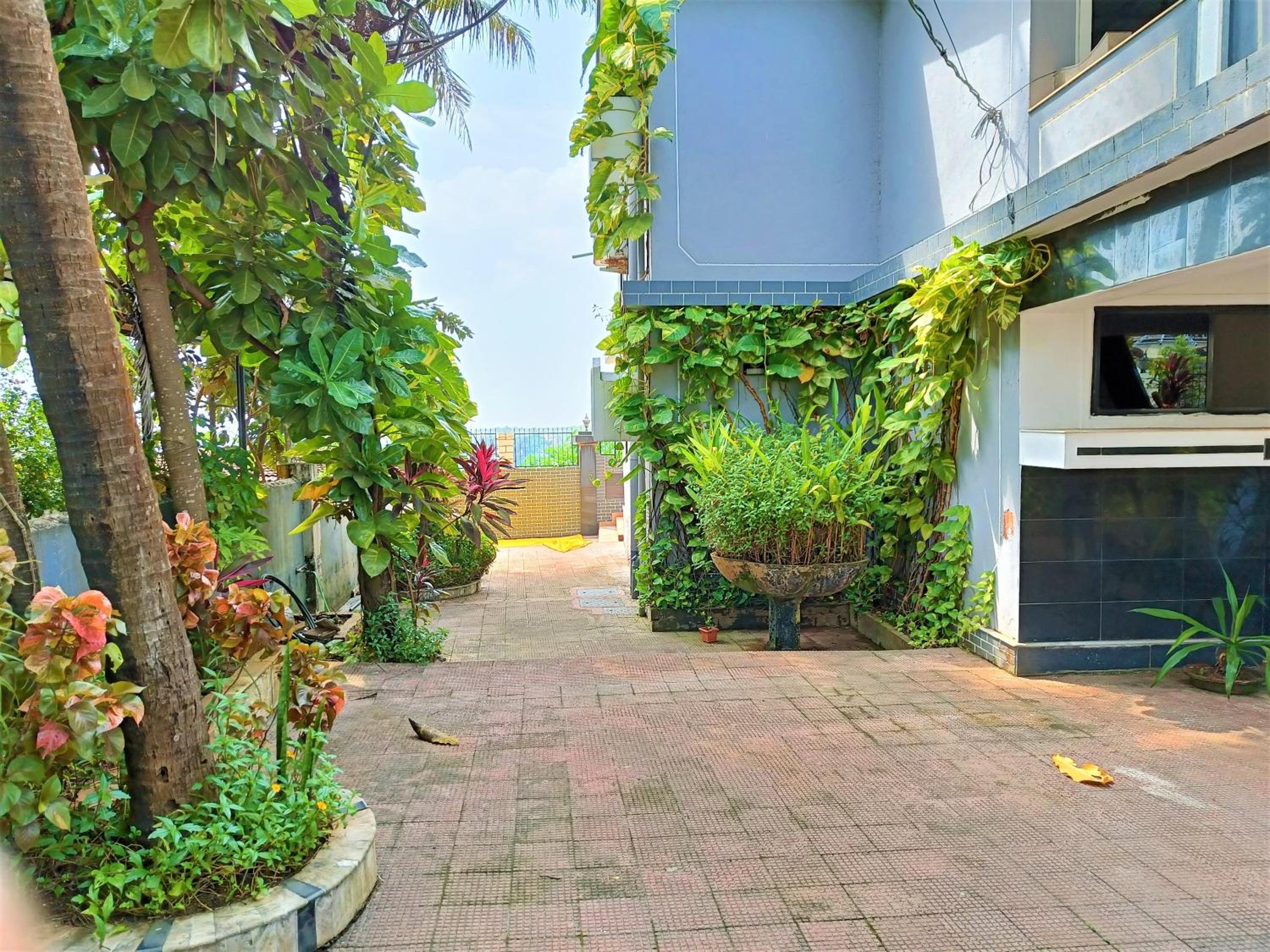 Hill Top Luxury Villa - 3 BHK || Infinity Pool view 5