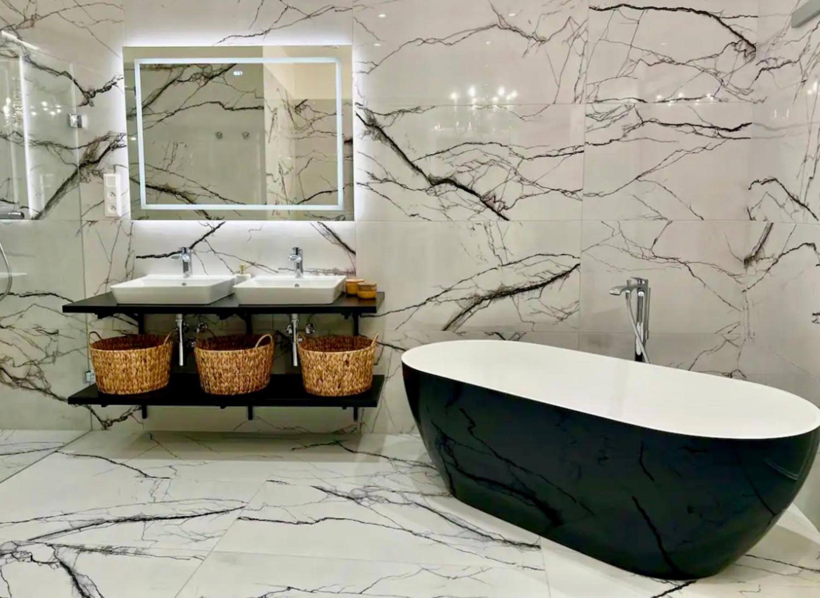 Exclusive Apartment in Praga