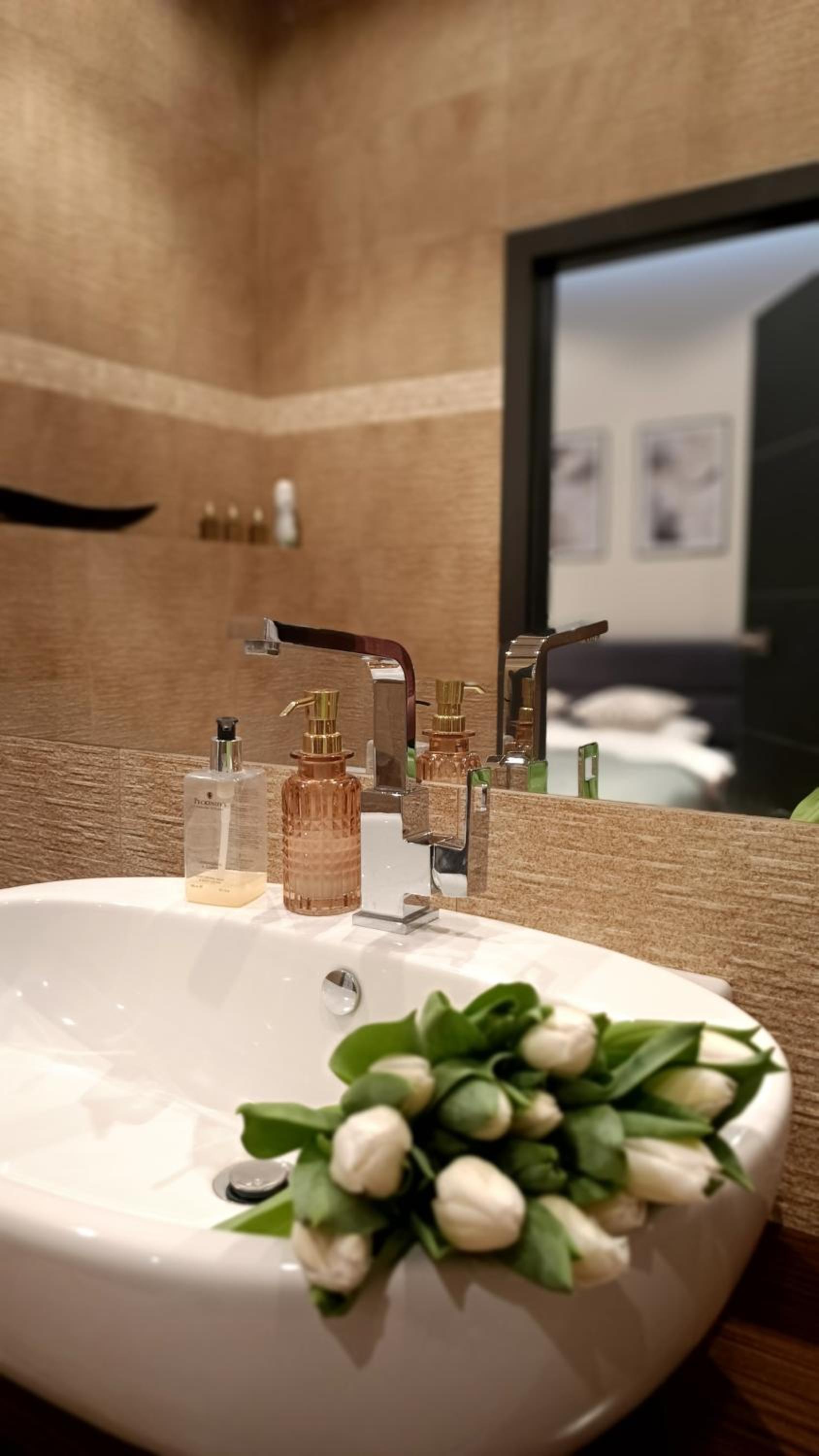 Luxury Room Well Located view 5