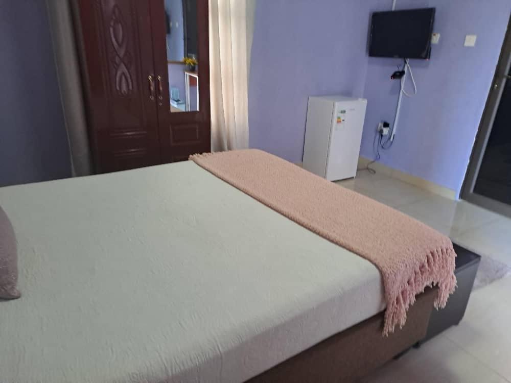 Virgin guesthouse