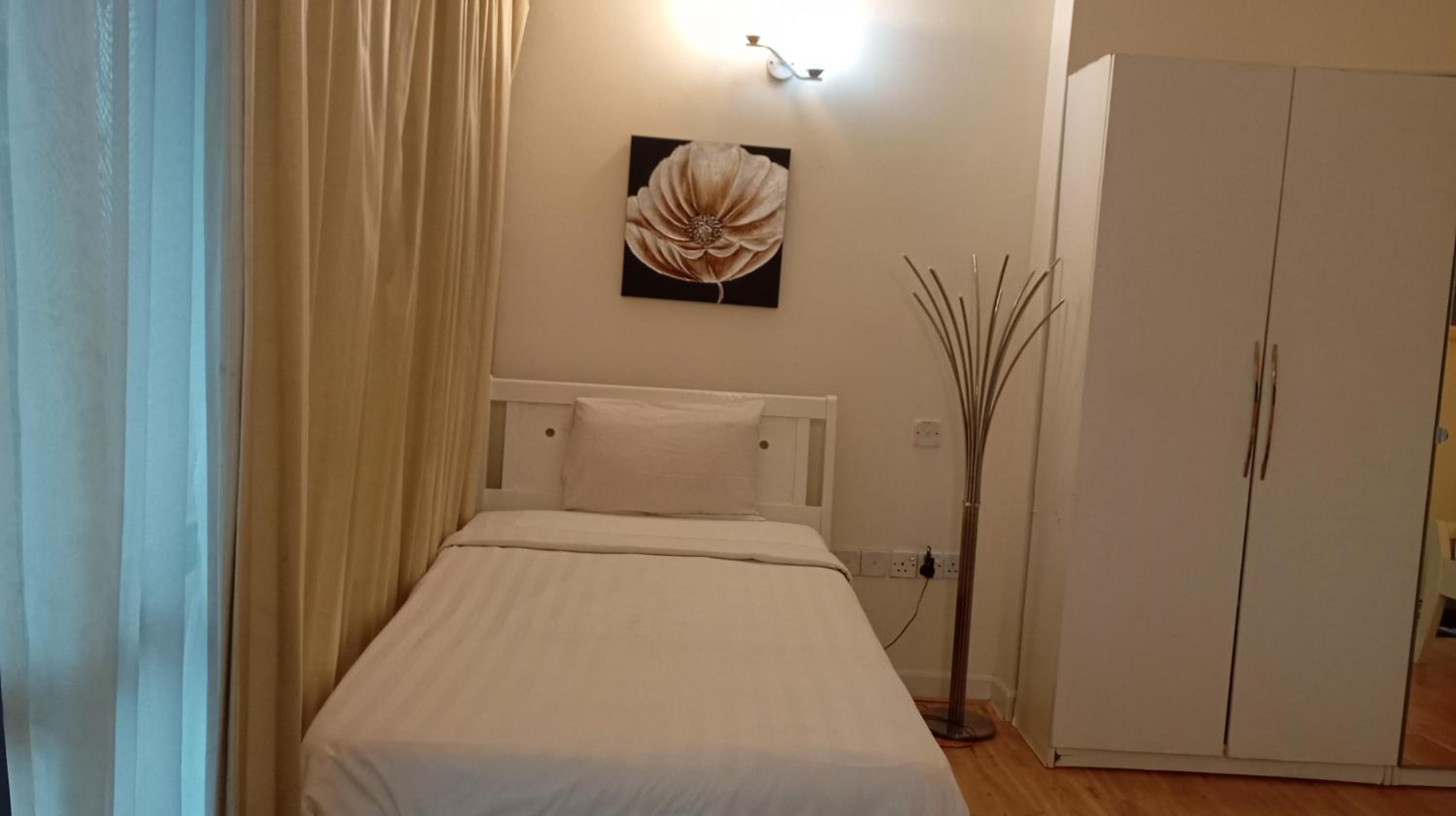 KL Ayan Service Suite At Times Square
