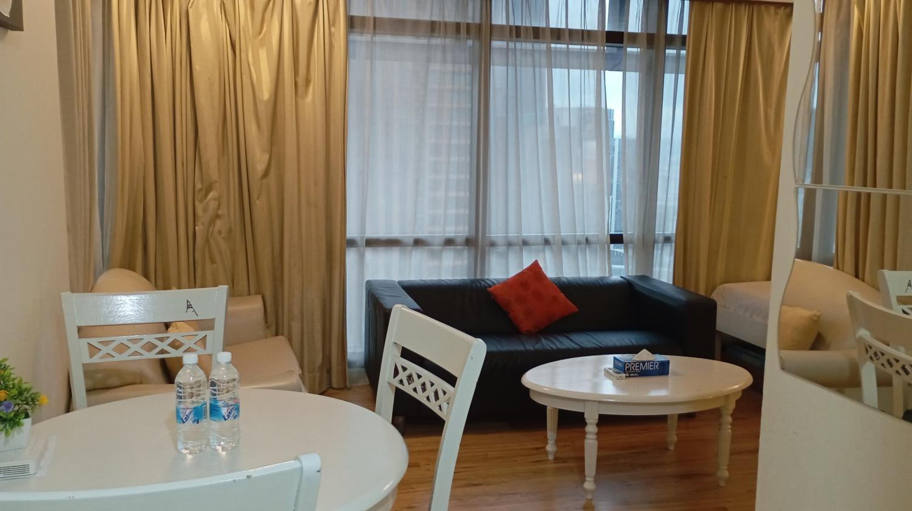 KL Ayan Service Suite At Times Square