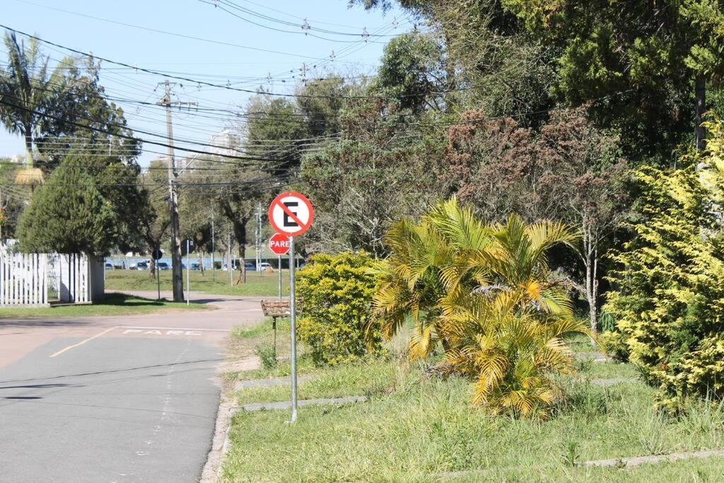 Mansão com Jacuzzi à 50m do Parque Barigui