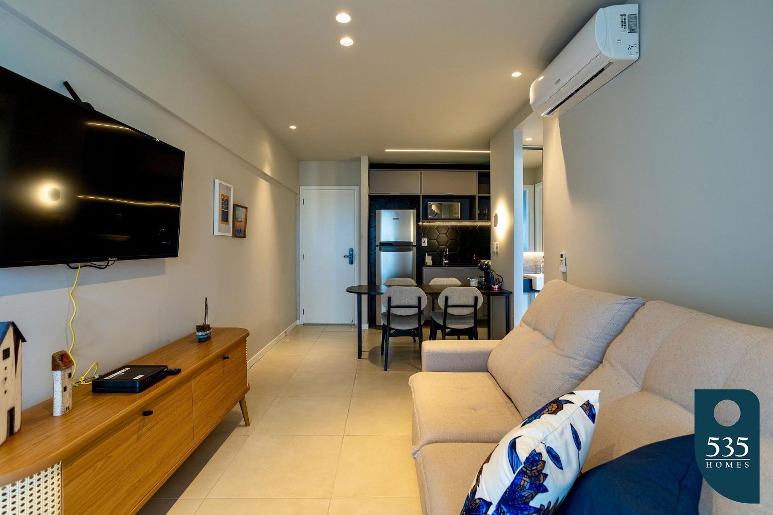 Apartamento no Condomínio Barra 535