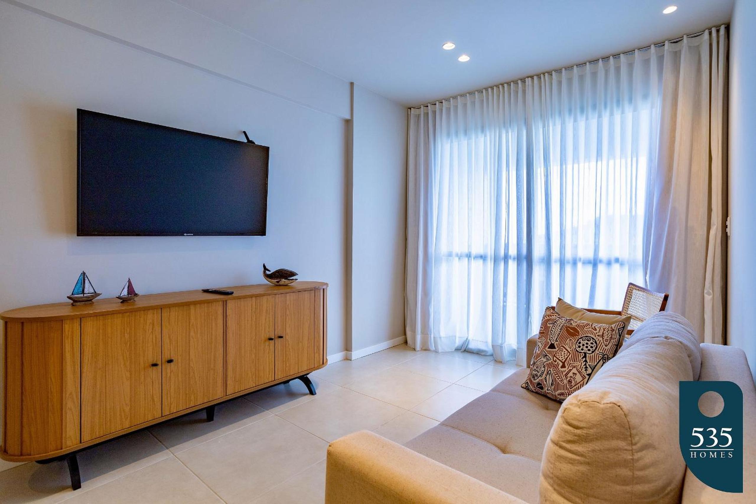 Apartamento no Condomínio Barra 535