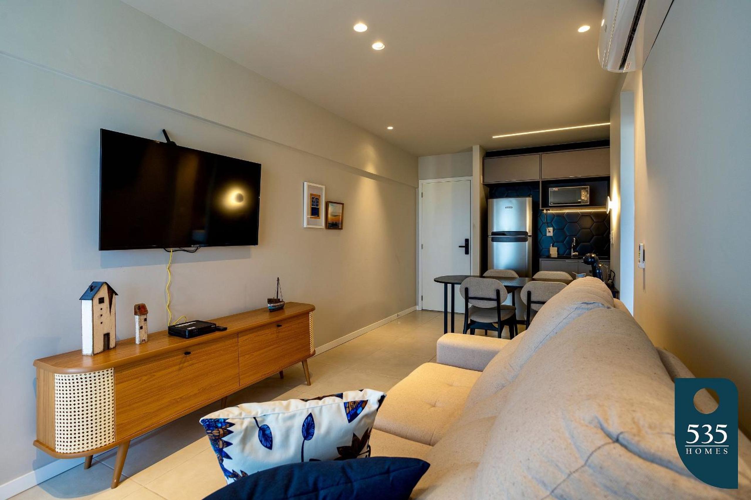 Apartamento no Condomínio Barra 535