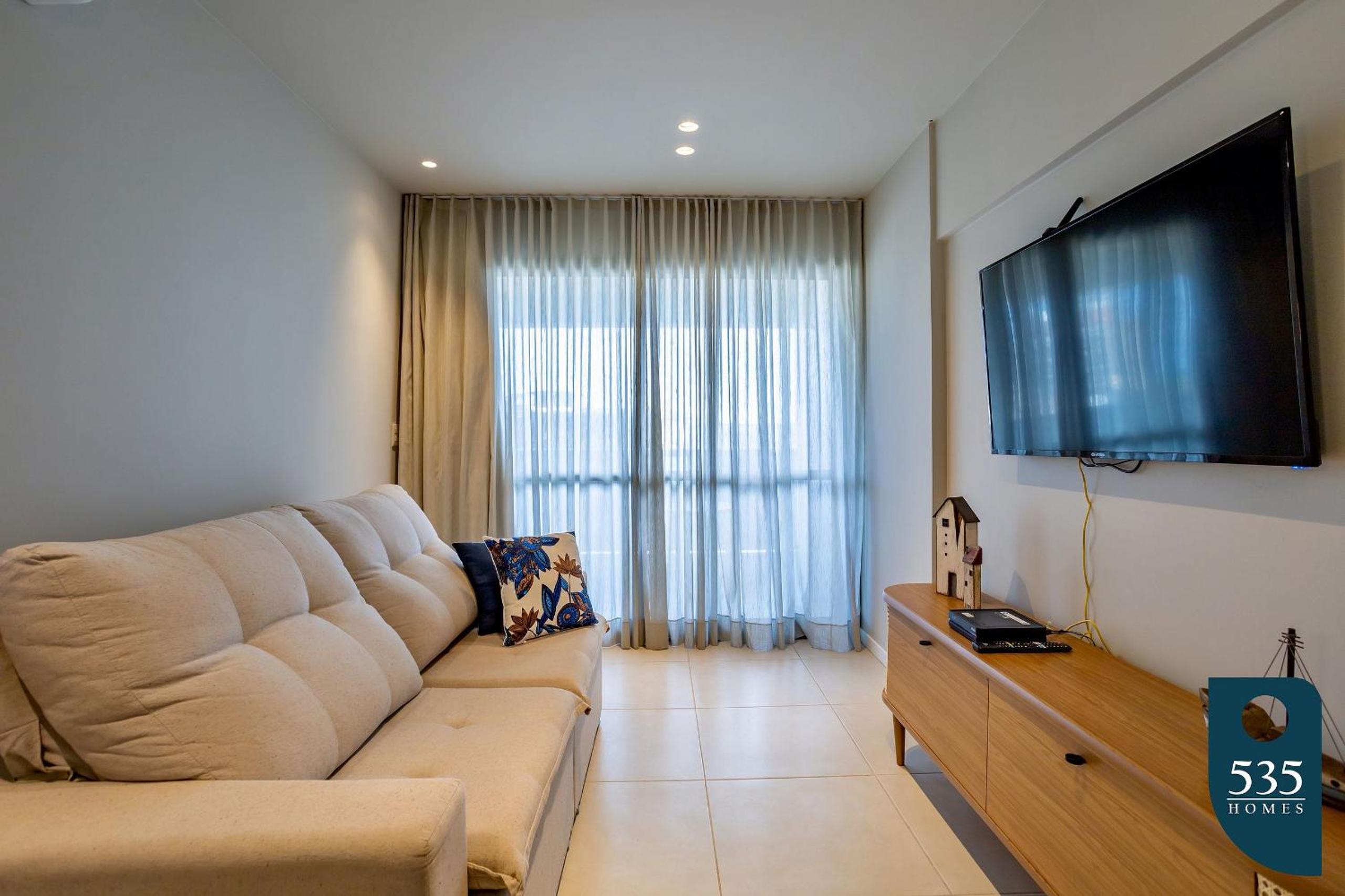 Apartamento no Condomínio Barra 535