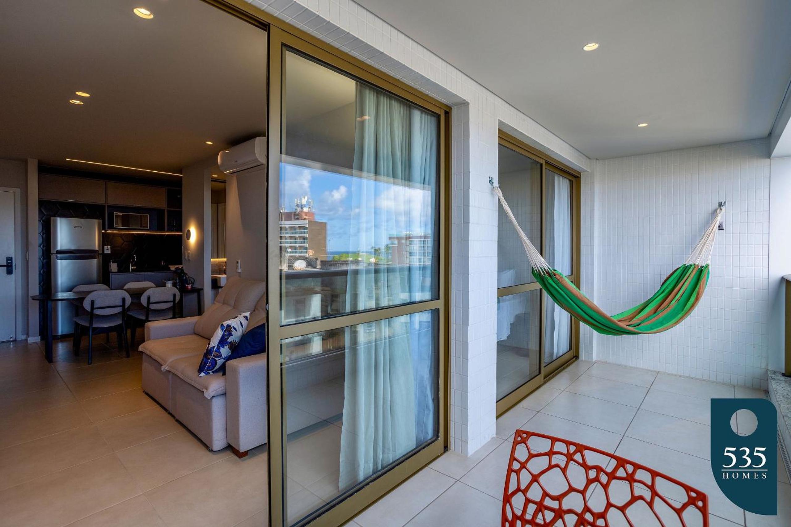 Apartamento no Condomínio Barra 535